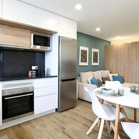 T0- Sea View By Nazpina * Nazaré